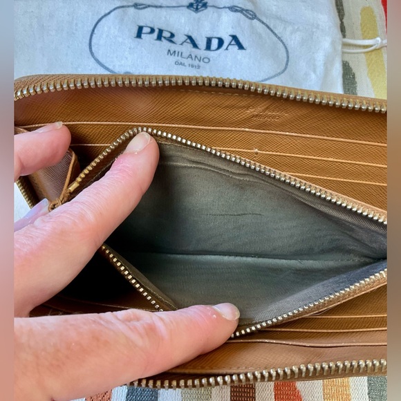 PRADA Caramel Saffiano Leather Wallet/COA & Prada Dustbag!! PRICE FIRM - Picture 16 of 16
